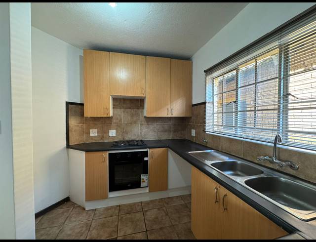2 BEDROOM APARTMENT FOR SALE IN ECO PARK ESTATE